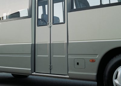 automatic-folding-door